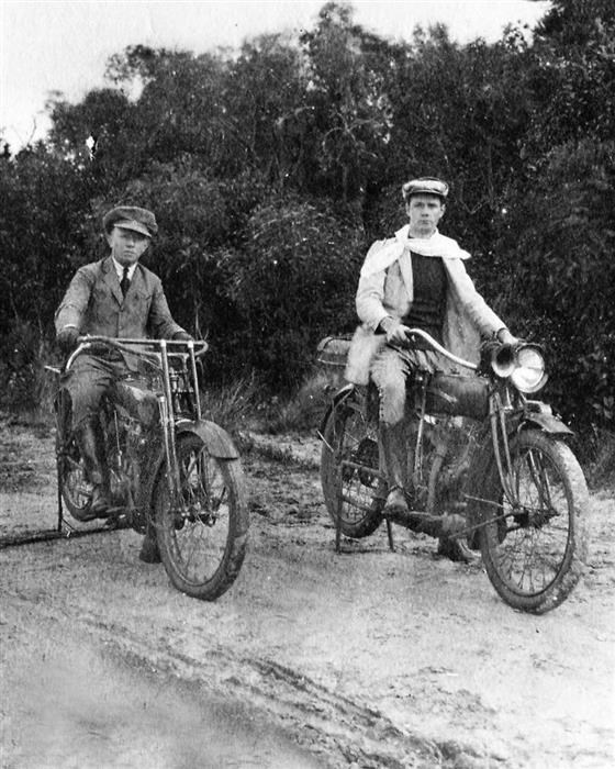 A história da primeira viagem de moto do Brasil